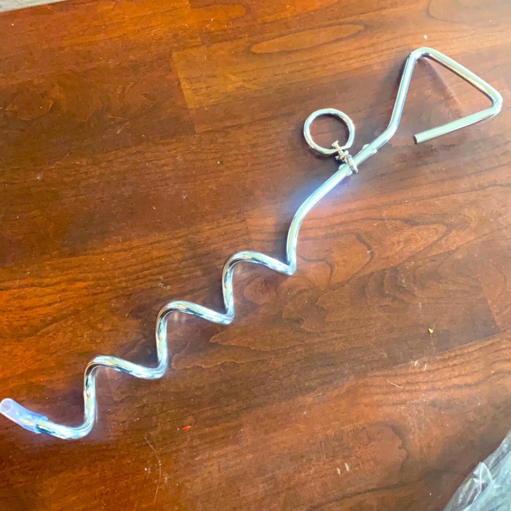 Dog tie out stake for large dog NWOT